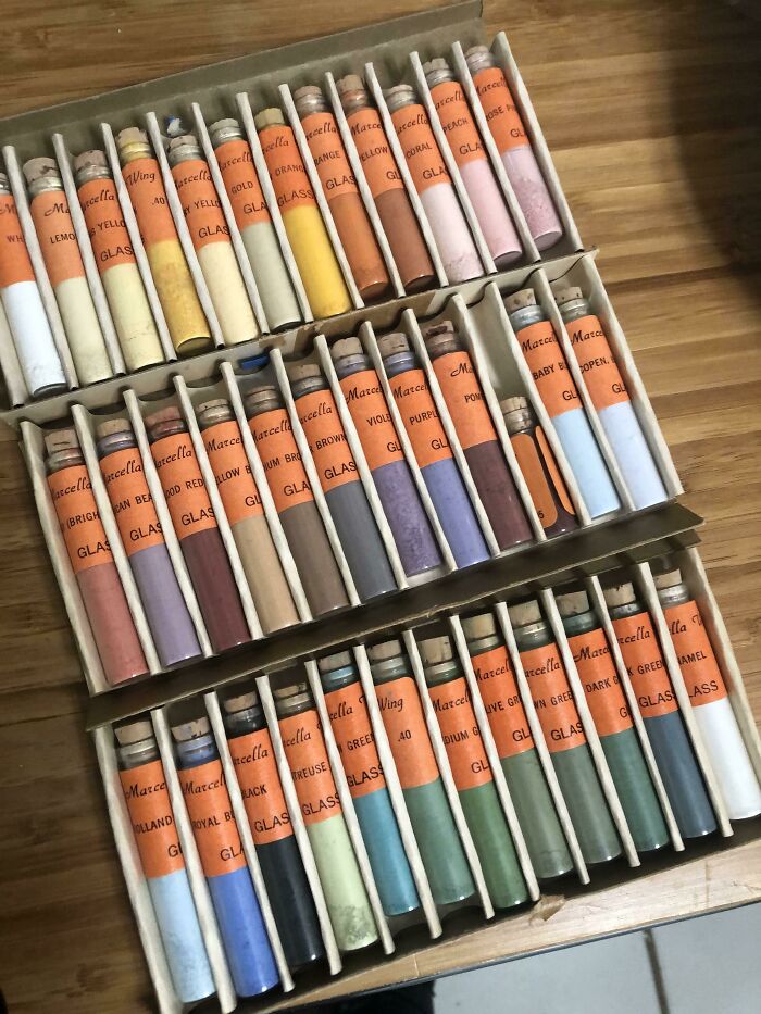 Found This Vintage Powder Pigment Collection At A Thrift Store. Something About Tiny Glass Vials Are So Satisfying