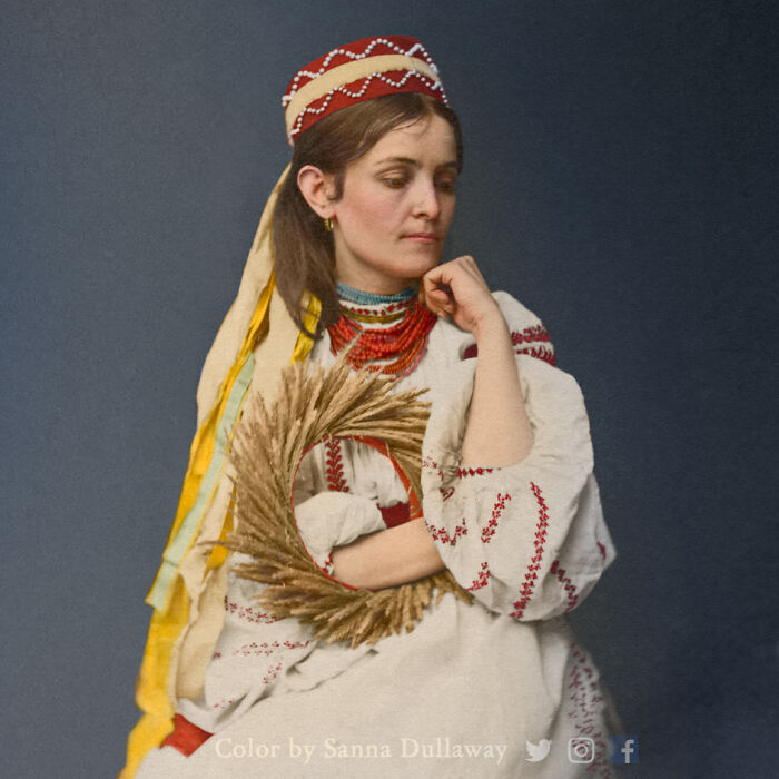 Novia ucraniana con traje tradicional, en el año 1875
