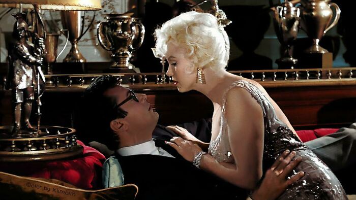 Marilyn Monroe And Tony Curtis In "Some Like It Hot" (1959)