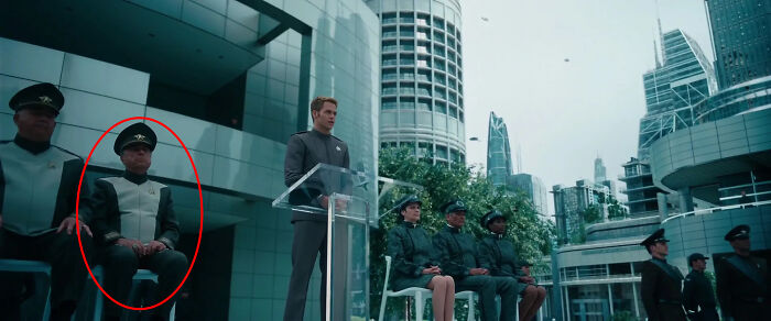 In Star Trek: Into Darkness (2013), This Starfleet Admiral Is Played By Gerald W. Abrams, The Father Of Director Jj Abrams