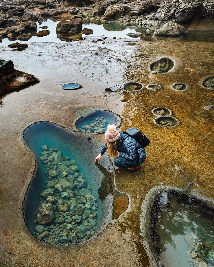 This Beach In Canada Is Filled With Crystal Blue Tide Pools And It's So Magical