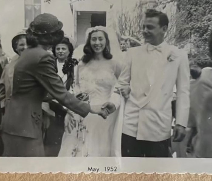 Woman Goes Viral After Trying On Grandma’s 1950s Honeymoon Outfits Woman Goes Viral After Trying On Grandma’s 1950s Honeymoon Outfits