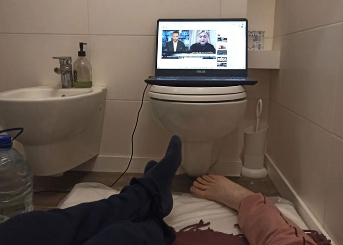 Ukrainian LGBTQ+ Couple Join Their Country's Defense Force To Fight Against Russia And The Stigma Of Gay Soldiers Ukrainian LGBTQ+ Couple Join Their Country's Defense Force To Fight Against Russia And The Stigma Of Gay Soldiers