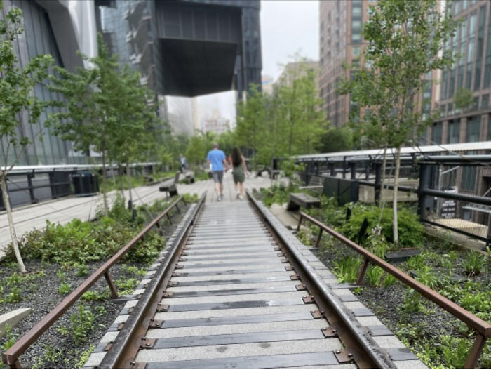 This Photograph Really Highlights The Way Nature And Industry Can Combine To Make A Lively, Lovely, And Romantic Setting