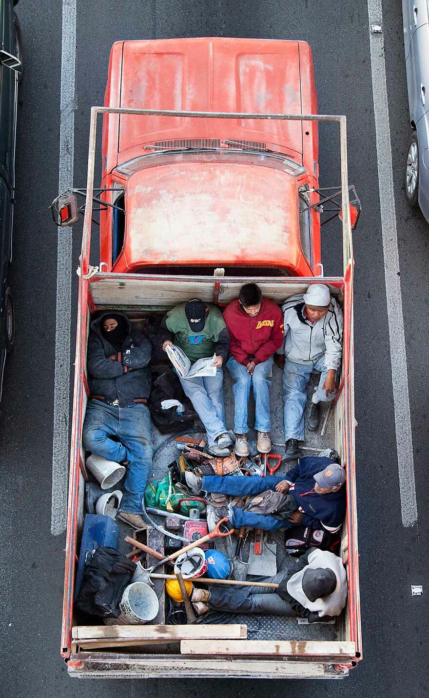 Photographer Shows Carpoolers Journey Across Mexico (87 Pics)