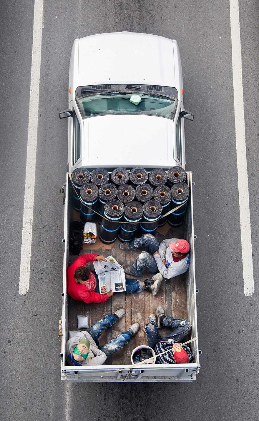 Photographer Shows Carpoolers Journey Across Mexico (87 Pics)