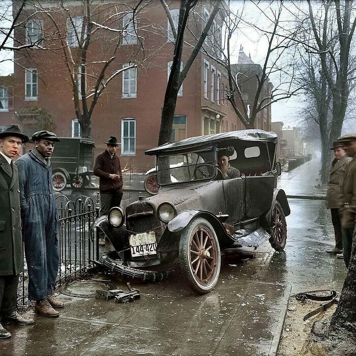 People Surrounding A Car Crash In 1921 In Washington, D.c