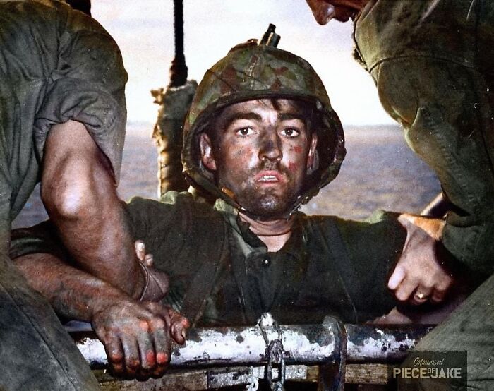 The Iconic American Wartime Photograph "The Thousand Yard Stare" Showing An Exhausted 19-Year-Old Us Marine Private Theodore J. Miller In February 1944 After Two Days Of Constant Fighting At The Battle Of Eniwetok. Miller Would Be Killed In A Firefight During The Invasion Of Ebon Atoll A Month Later On The 24 March 1944