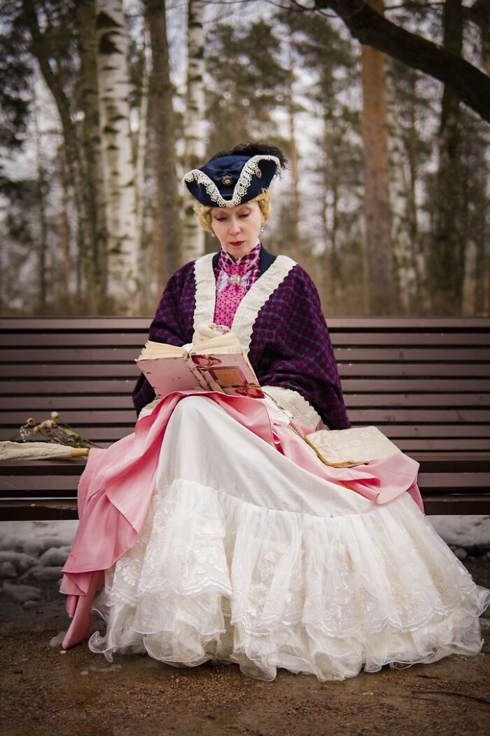 For Years This "Grandmother" From Russia Has Been Enchanting Everyone With Her Incredible Cosplayers