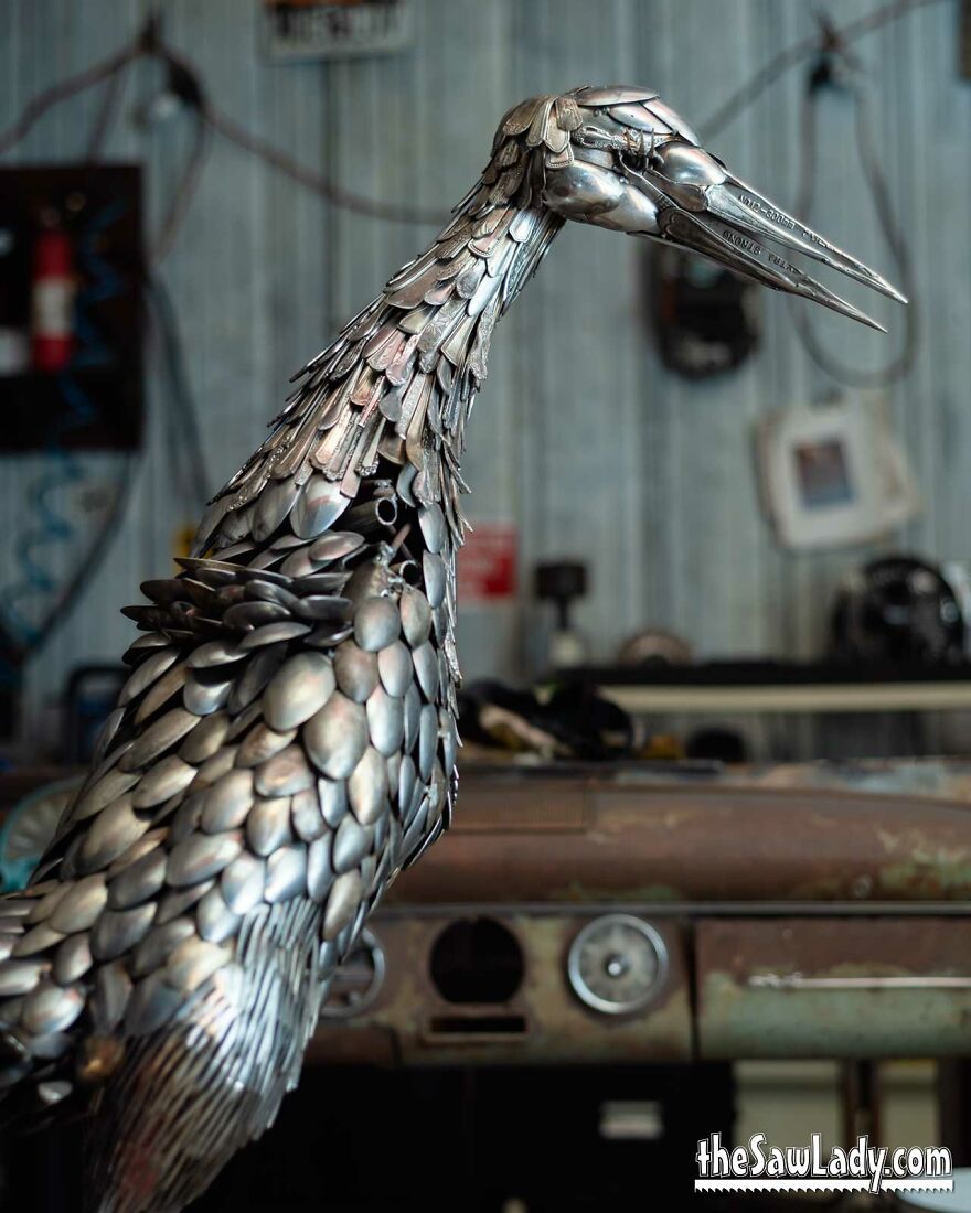 I Made A Life-Size Crane Sculpture Out Of Used Cutlery! I Made A Life-Size Crane Sculpture Out Of Used Cutlery!