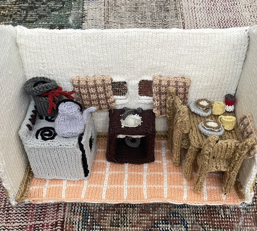 I Knit A Tiny House And Now I Want To Shrink And Move In I Knit A Tiny House And Now I Want To Shrink And Move In