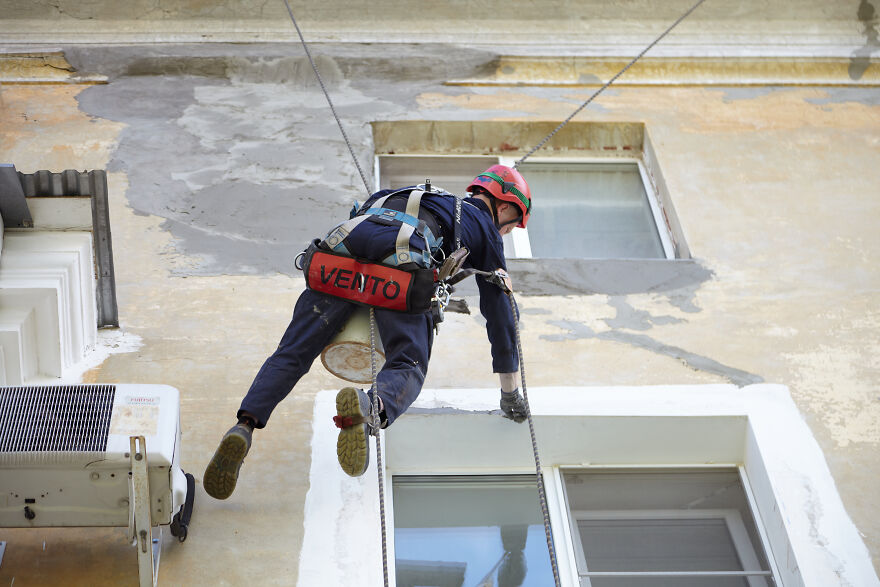 I'm A Photographer Working At An Altitude