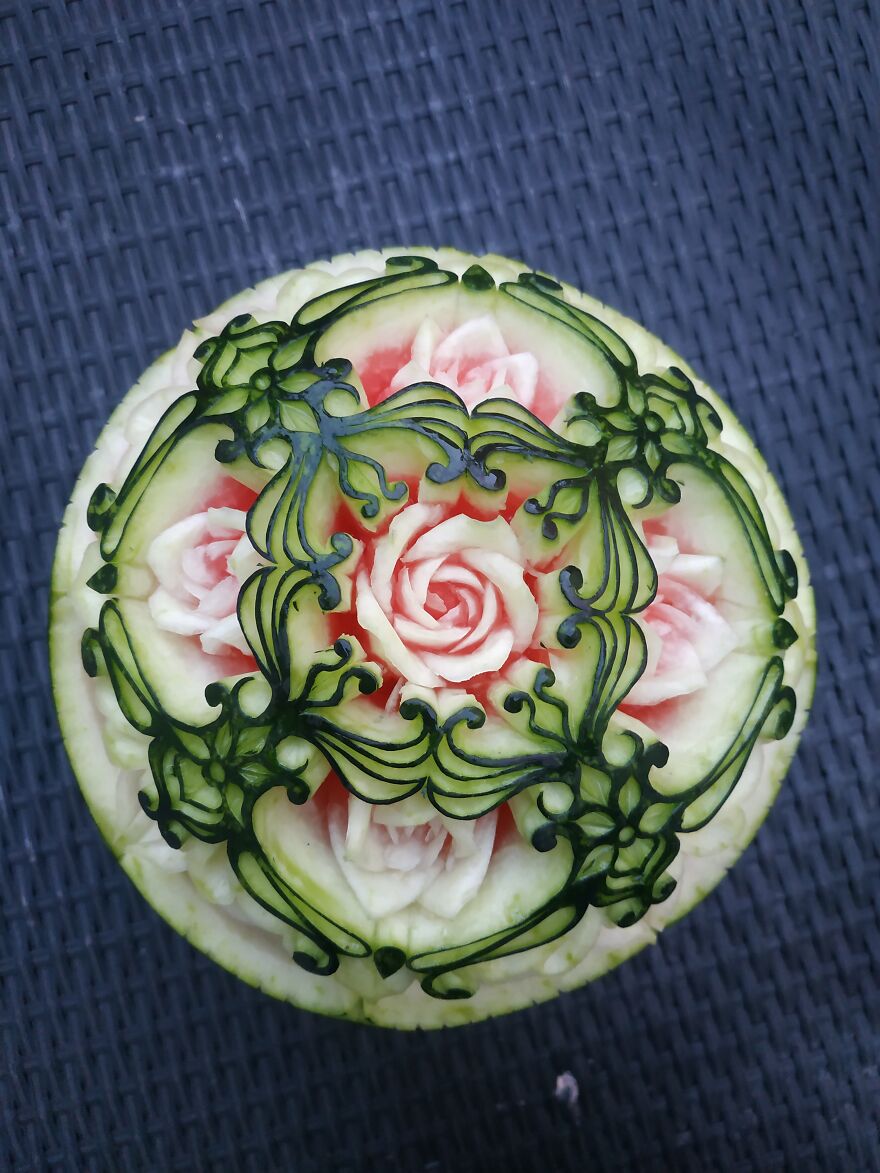 I Carved Watermelons That Shouldn't Be Eaten (13 Pics)