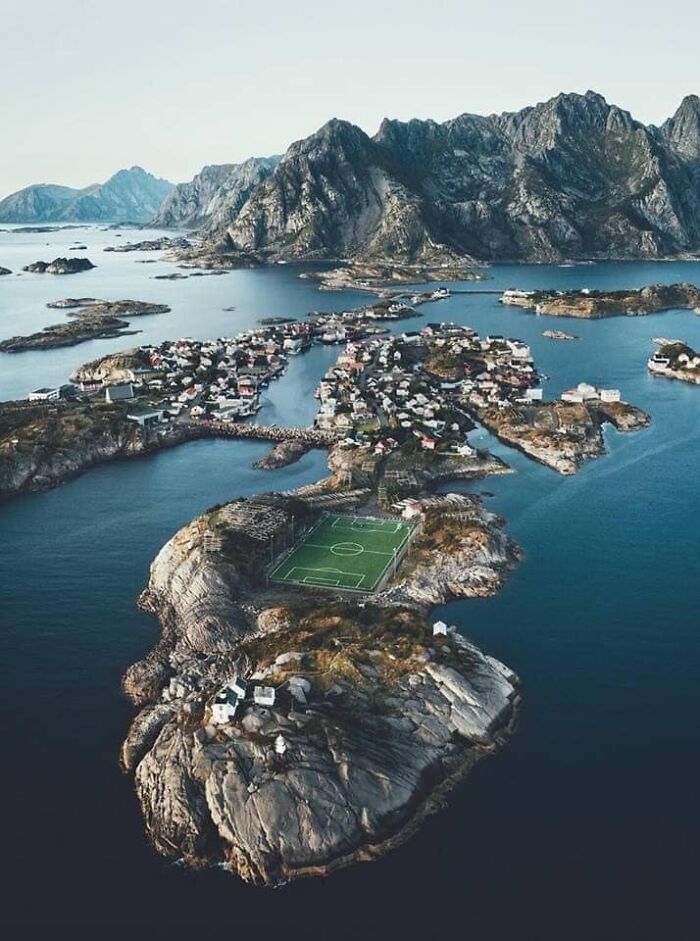 Campo de fútbol en Noruega
