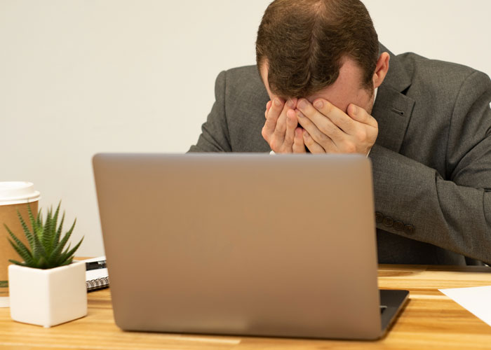 Client Thinks He Can Screw This Web Developer Over And Not Pay For A Job, Regrets It When He Loses A Business And A House Because Of It Client Thinks He Can Screw This Web Developer Over And Not Pay For A Job, Regrets It When He Loses A Business And A House Because Of It