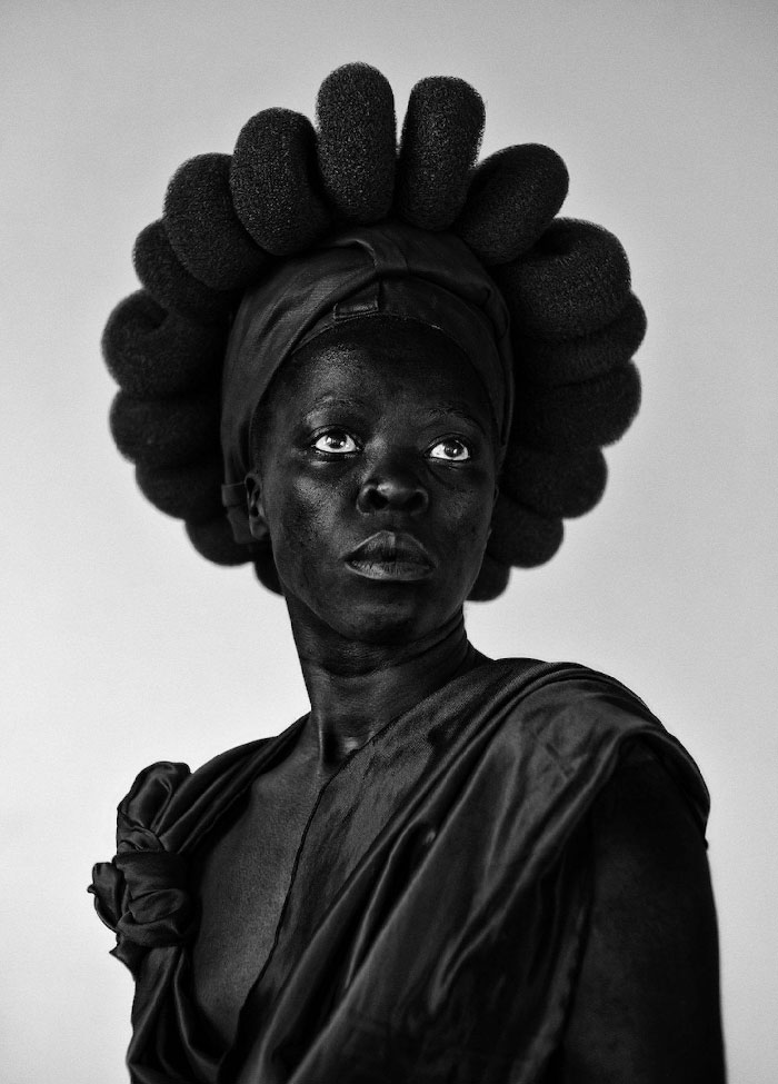 Book cover for "Zanele Muholi: Somnyama Ngonyama, Hail The Dark Lioness" 