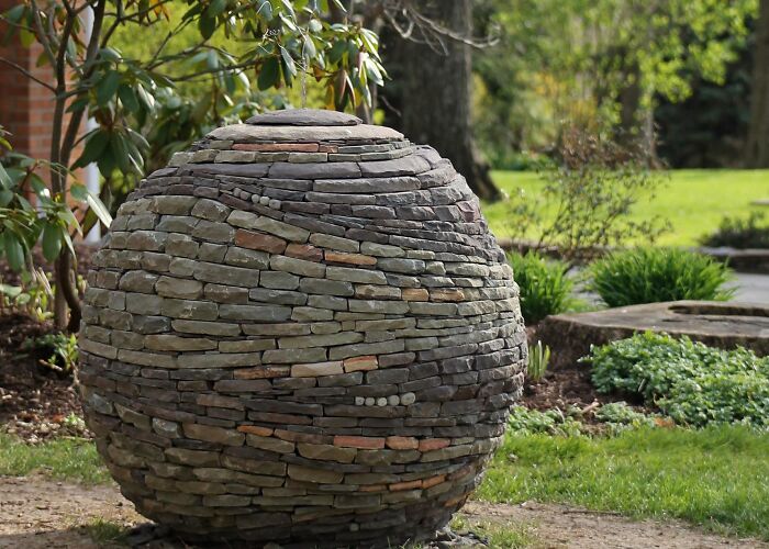 I Put Dots In All Of My Stonework