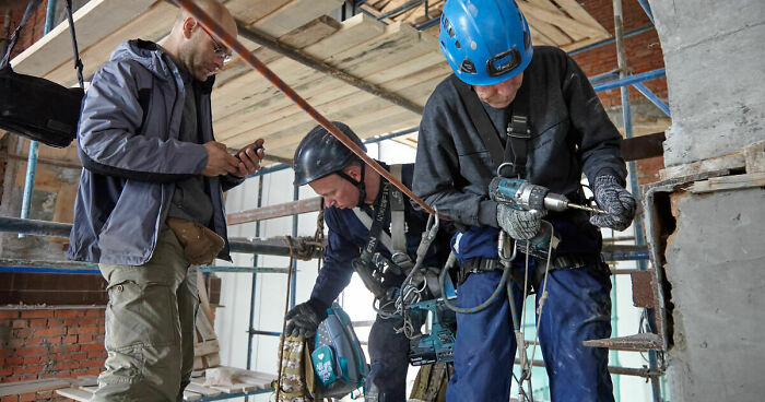 I’m A Photographer Working At An Altitude