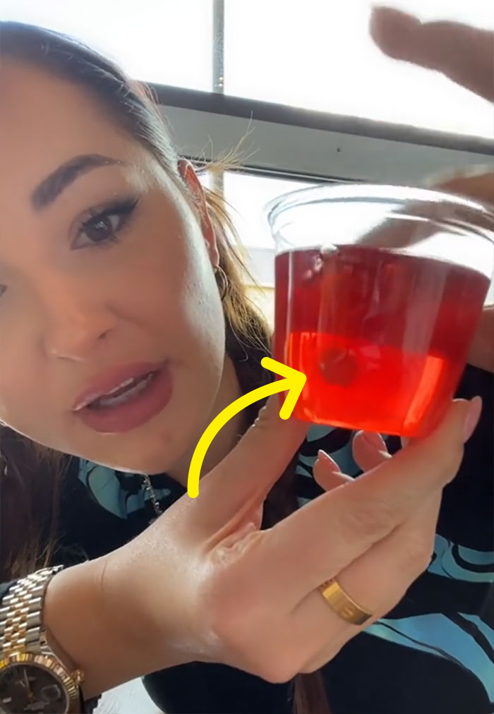 Woman Shares An Example Of Why Turbulence Should Not Scare You And Millions Find It Helpful Woman Shares An Example Of Why Turbulence Should Not Scare You And Millions Find It Helpful