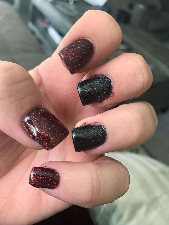 I Just Got This Set, And I Think My Nails Are Hideous. The Glitter Is Inconsistent, And The Manicurist Cut Me Pretty Badly. There's Color All Around The Edges