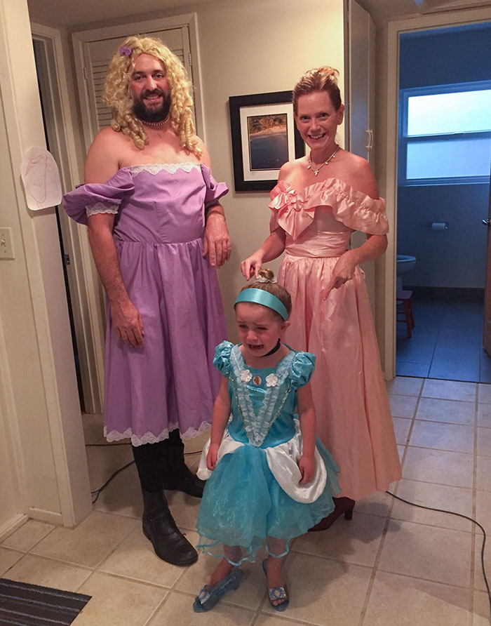 My Uncle's 4-Year-Old Daughter Was Not Happy To Discover Her Dad's Halloween Costume
