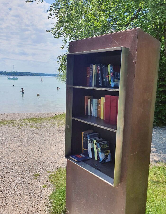 This Beach In Germany Has A Free Public Library