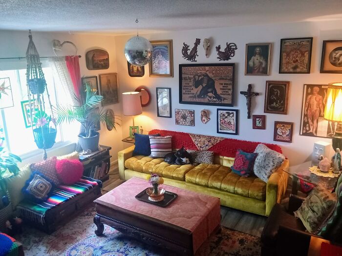 My Vintage Thrifted Living Room