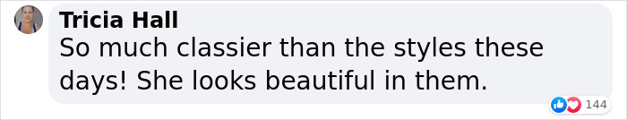 Woman Goes Viral After Trying On Grandma’s 1950s Honeymoon Outfits Woman Goes Viral After Trying On Grandma’s 1950s Honeymoon Outfits