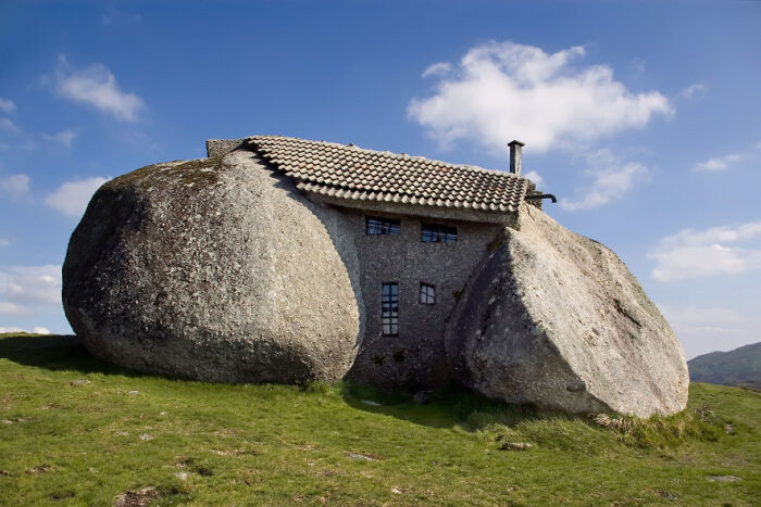 Stone House In Celorico De Basto, Northern Portugal. It Is Called Casa Do Penedo (House Of The Rock) Because It Was Built From Four Large Boulders That Serve As The Foundation, Walls And Ceiling Of The House. Constructed In 1972
