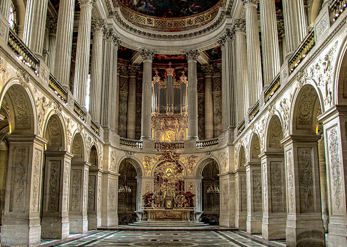 "Poor People Don't Know How It Works": 30 Wild Activities That Only The Filthy Rich Could Even Think Of