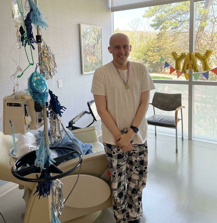 One Year Ago They Gave Me A 30% Chance Of Survival. Today I'm Still Standing Through My Last Day Of Chemo