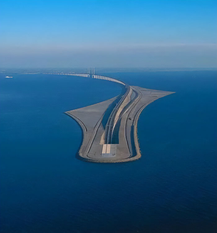 The Bridge That Comes From Sweden Turns Into A Tunnel Under The Sea And Reappears In Denmark; Both Countries United By This Wonderful Work Of Engineering
