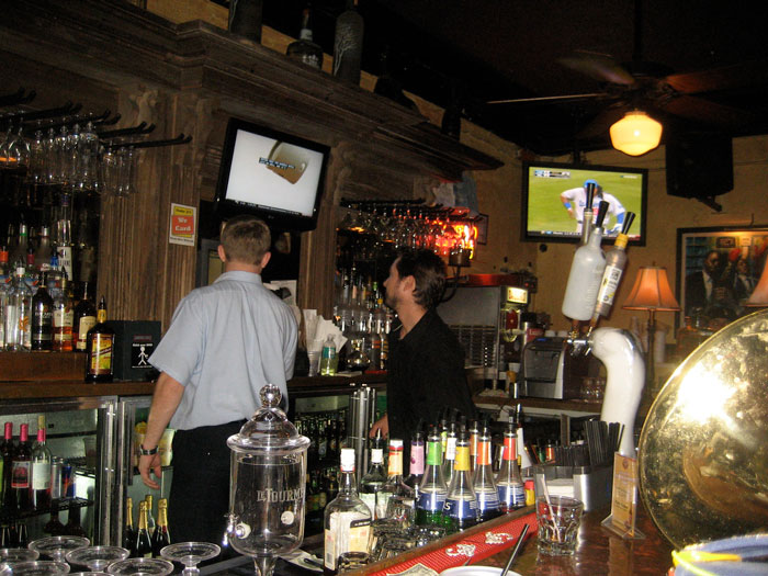 New Policy Banning Staff From Drinking At Restaurant’s Bar Backfires, Costing Employer A Dip In Sales New Policy Banning Staff From Drinking At Restaurant’s Bar Backfires, Costing Employer A Dip In Sales