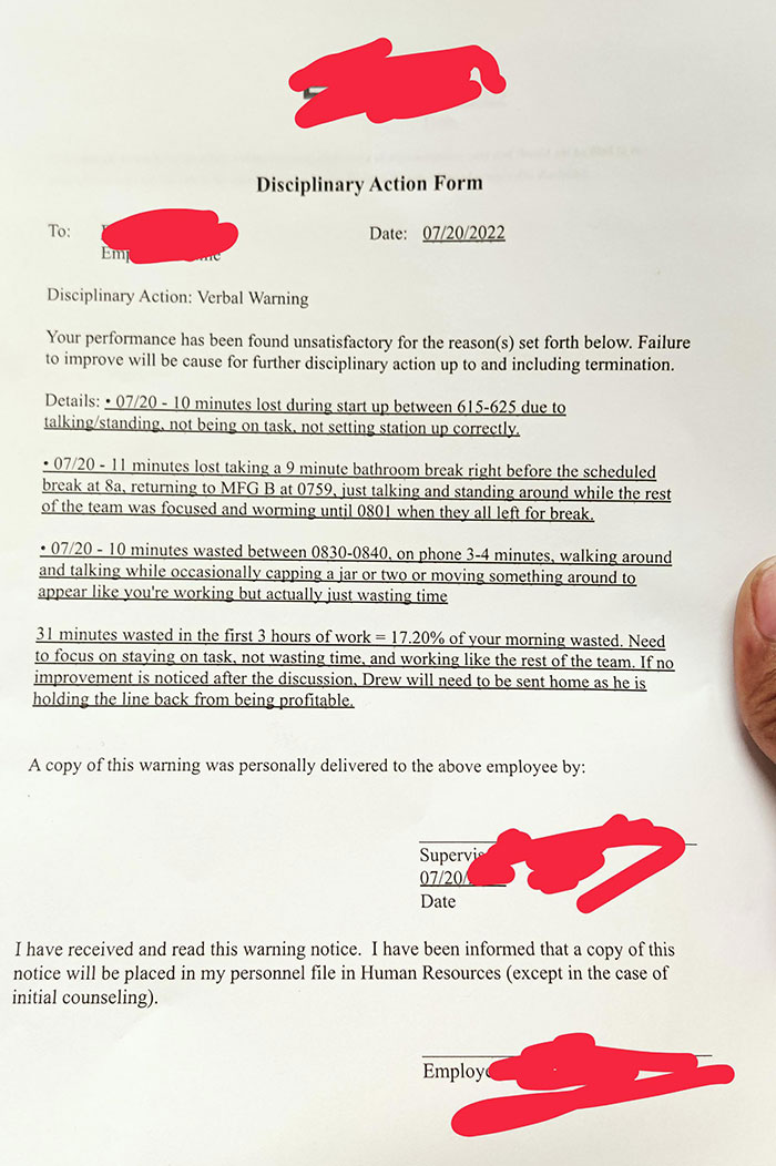 Employee Shares A "Verbal Warning" In Print That They Got For Spending 9 Minutes In The Bathroom, Makes People Crack Up At Their Boss