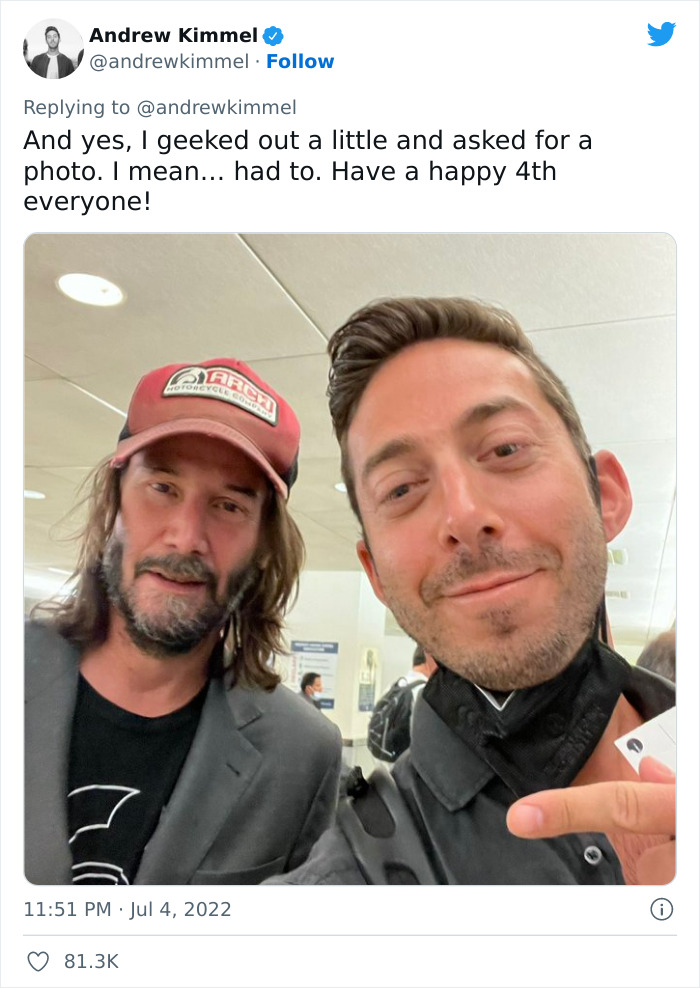 Twitter User Shares A Wholesome Conversation He Overheard At The Airport Between Keanu Reeves And A Fan, Tweet Goes Viral With Over 300k Likes Twitter User Shares A Wholesome Conversation He Overheard At The Airport Between Keanu Reeves And A Fan, Tweet Goes Viral With Over 300k Likes