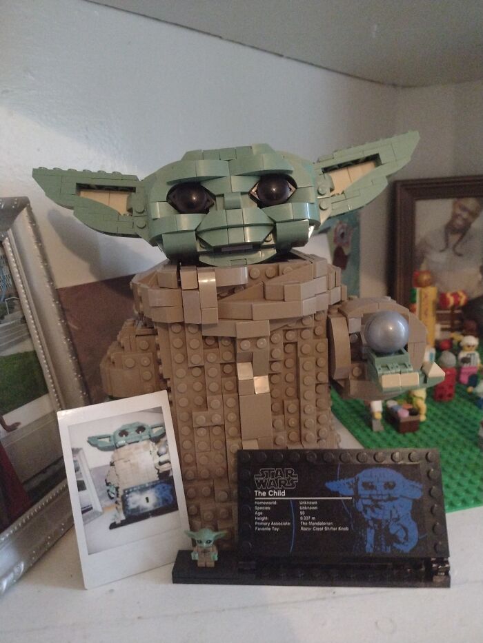 Baby Yoda! You Don't Understand How Proud I Am Of Building This. It Took Me 4 Hours! (I'm 13 Btw)