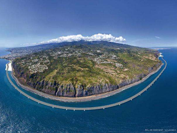 1l-image-Reunion-Island-New-Coastal-Highway.jpg