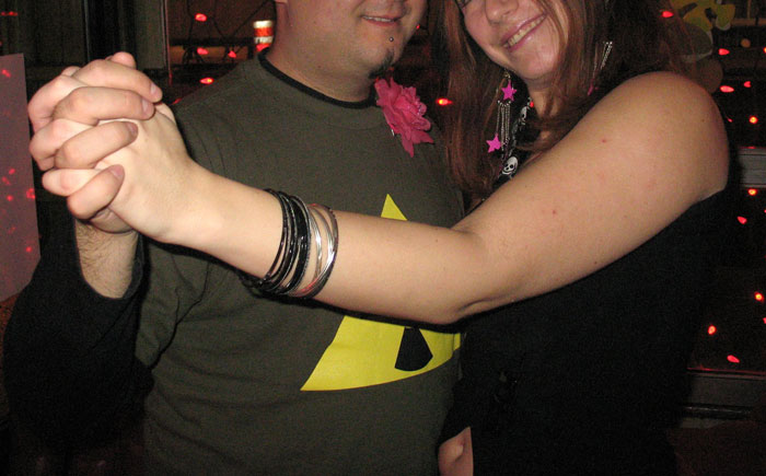 New Policy Banning Staff From Drinking At Restaurant’s Bar Backfires, Costing Employer A Dip In Sales New Policy Banning Staff From Drinking At Restaurant’s Bar Backfires, Costing Employer A Dip In Sales