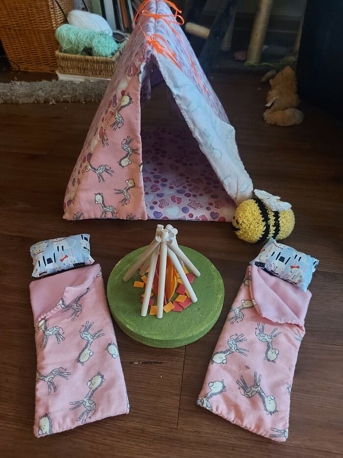 A Doll Camping Set For My Neice - Just Need Little Backpacks!
