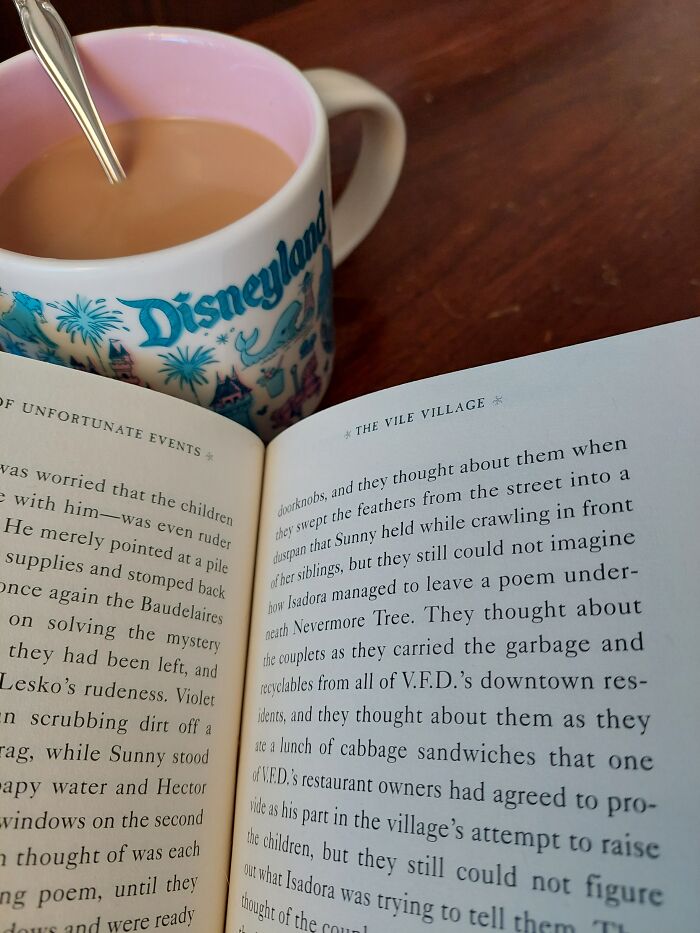 Was Relaxing And Snapped A Pic, Accidentally Summed Up My Life