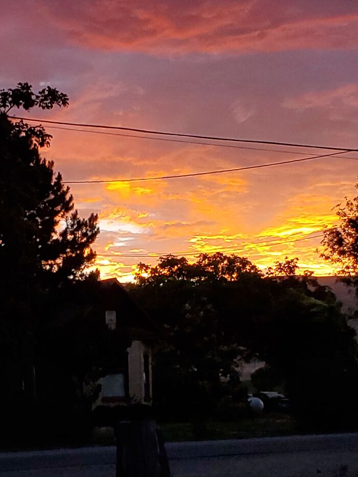 This Was A Sunset In My Hometown This Sunday, It Always Has The Most Gorgeous Sunsets.