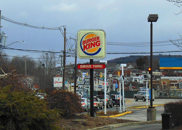 Over $330,000 Raised For Burger King Employee Who Received Cheap ‘Goodie Bag’ After 27 Years Of Loyal Work