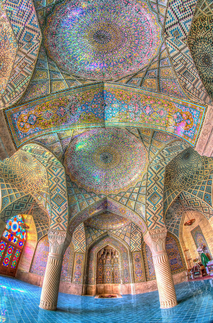 Mezquita Nasir Ol-Molk, Irán. Construida en el siglo XVIII