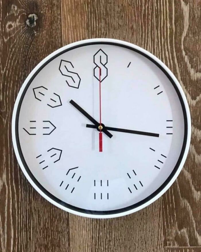 Old Skool S Clock
