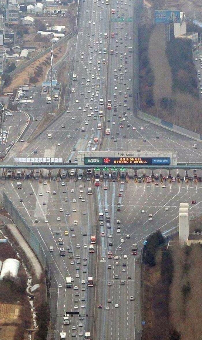 This Toll Gate In Seoul, Korea
