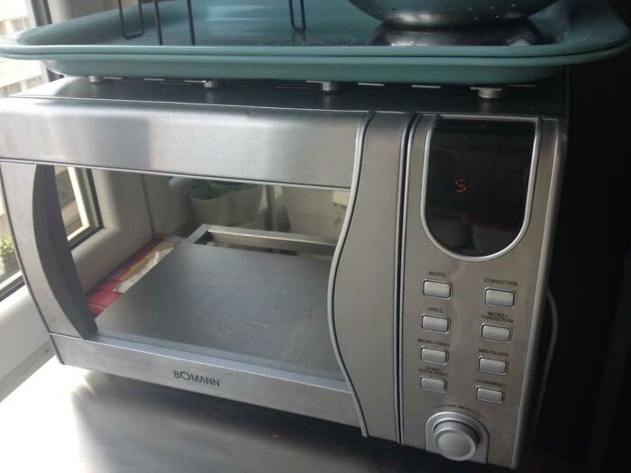 This Empty Microwave