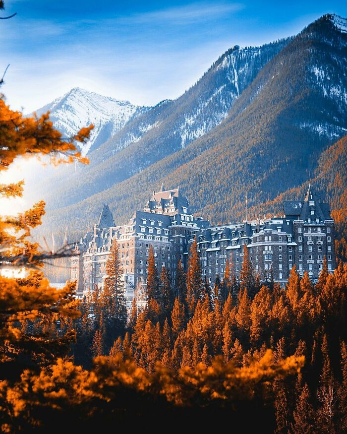 The Banff Springs Hotel, A 19th Century Châteauesque Hotel In The Canadian Rockies, Banff National Park, Banff, Alberta, Canada