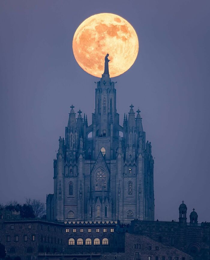 Temple Of The Sacred Heart Of Jesus, Barcelona, Spain