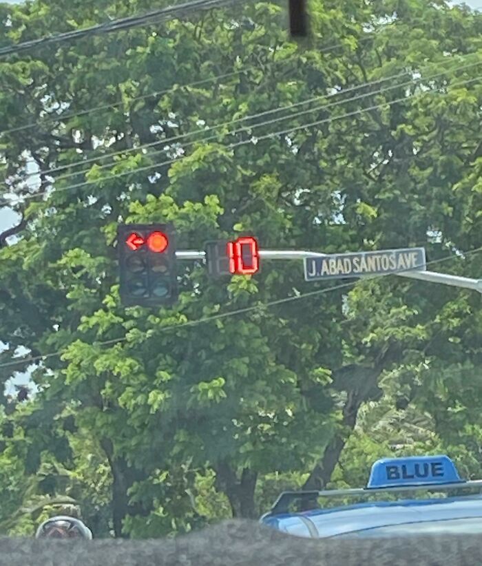 Stop Lights With A Timer Until It Turns Green