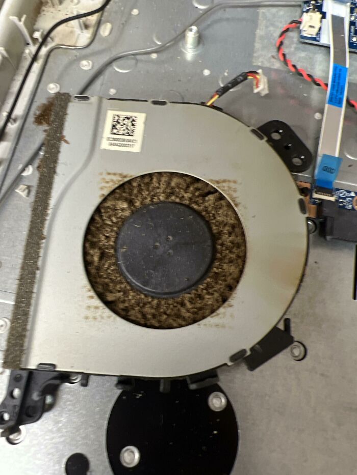 Customer: “Laptop Fan Seems To Be Going Bad, My Son Uses The Laptop As Ashtray”